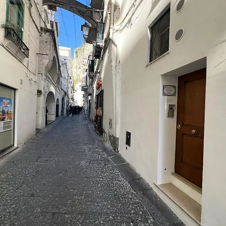 Apartment Paradise House *